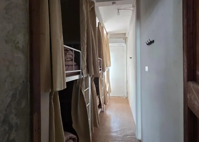 Zanit Private ,mix Dorm And Female Dorm Auberge de jeunesse Bangkok