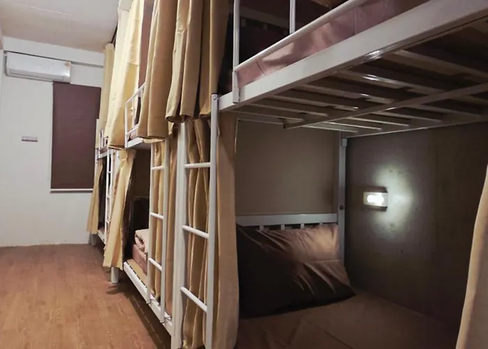 Zanit Private ,mix Dorm And Female Dorm Auberge de jeunesse *