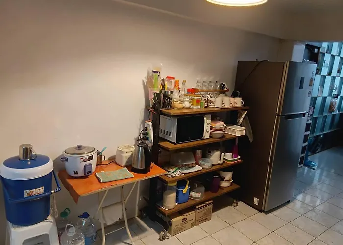 Zanit Private ,mix Dorm And Female Dorm 旅馆 曼谷